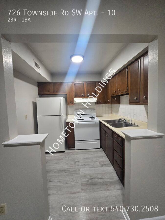 Apartment for rent at 726 Townside Rd SW #10, Roanoke, VA 24014