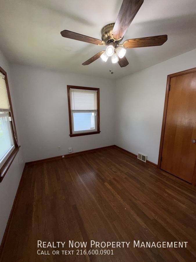 Apartment for rent at 11006 McCracken Rd, Cleveland, OH 44125