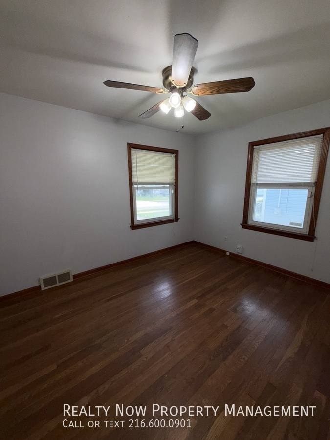 Apartment for rent at 11006 McCracken Rd, Cleveland, OH 44125