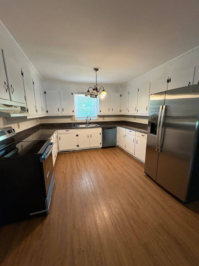 House for rent at 15 Tasha Dr, Greenville, SC 29605