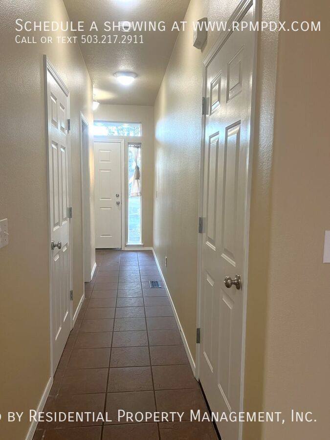 Townhouse for rent at 17284 SW Pleasanton Lane, Beaverton, OR 97006