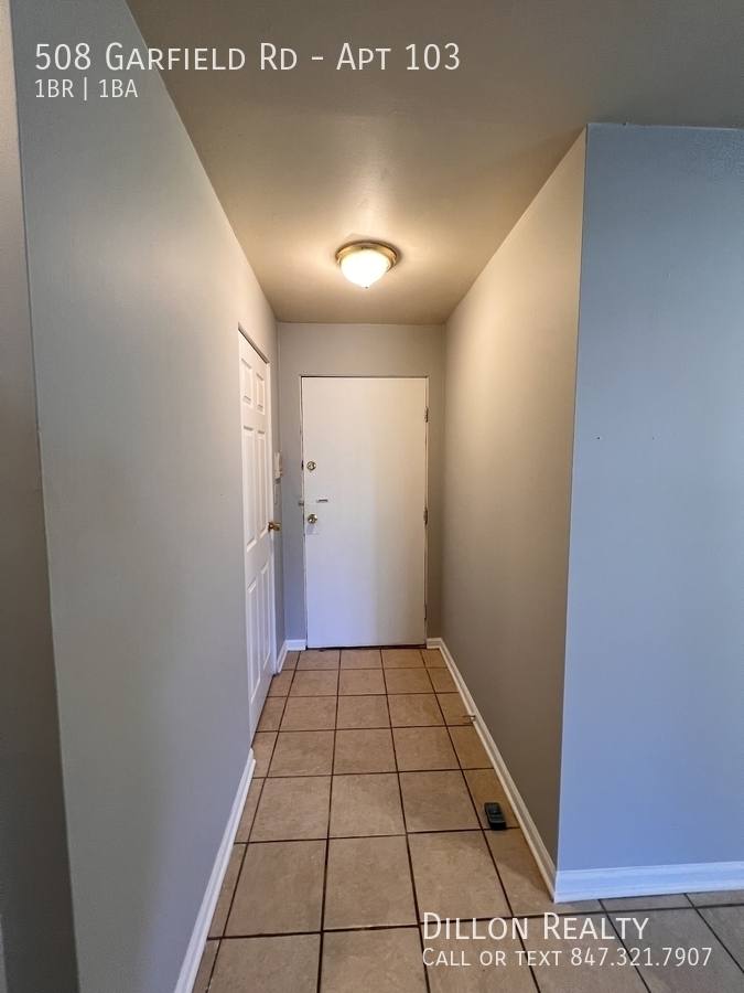 Apartment for rent at 508 Garfield Rd #103, Ingleside, IL 60041