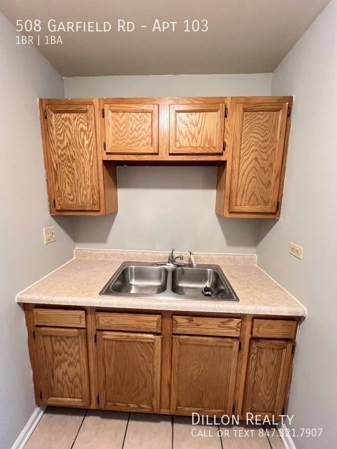 Apartment for rent at 508 Garfield Rd #103, Ingleside, IL 60041