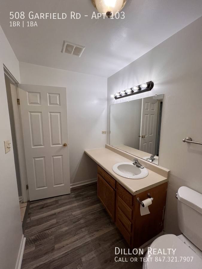 Apartment for rent at 508 Garfield Rd #103, Ingleside, IL 60041