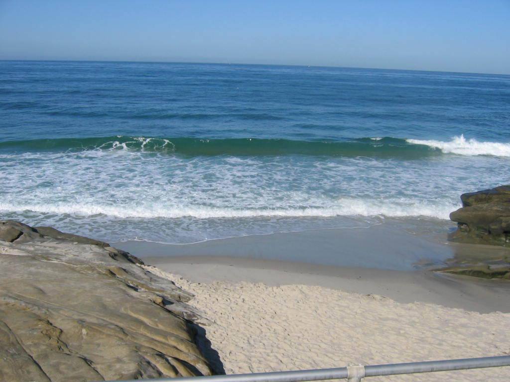Apartment for rent at 324-330 Rosemont St, La Jolla, CA 92037