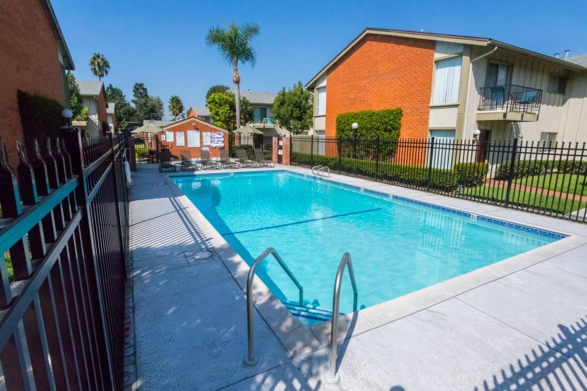 Apartment for rent at 15701 Tustin Village Way, Tustin, CA 92780