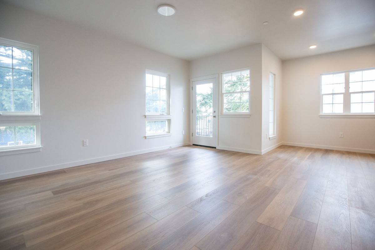Apartment for rent at 1123 N 3rd St, Woodburn, OR 97071