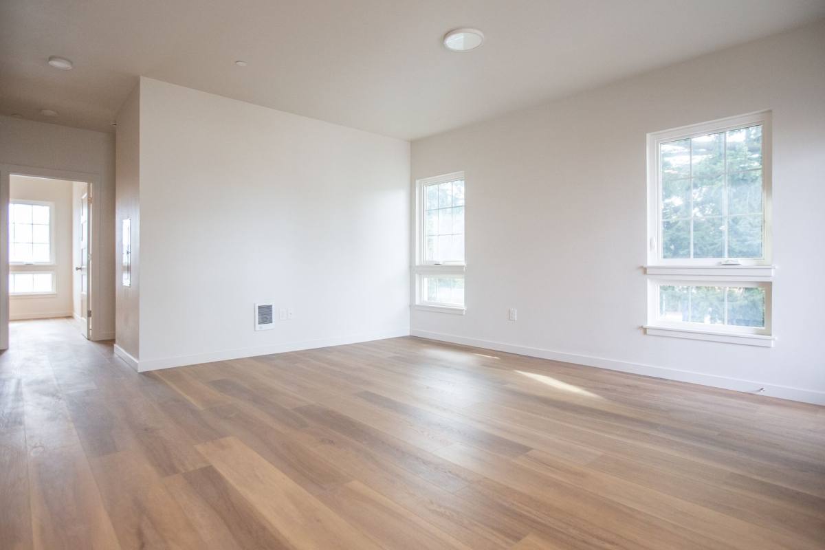 Apartment for rent at 1123 N 3rd St, Woodburn, OR 97071