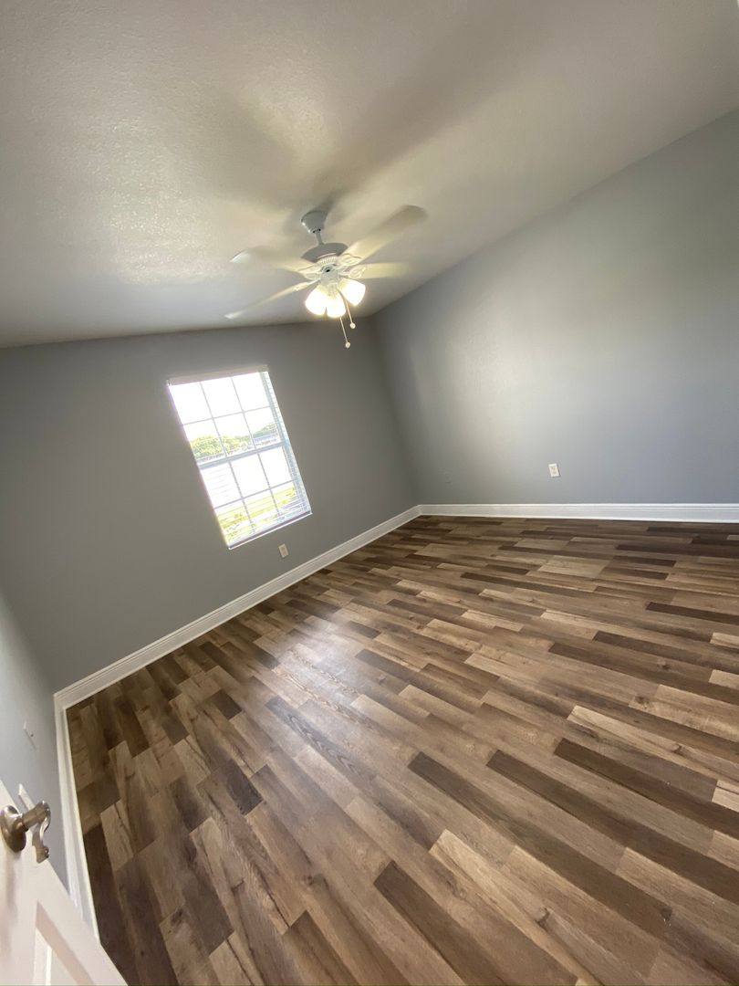 Condo for rent at 302 Lake Parsons Green, Brandon, FL 33511