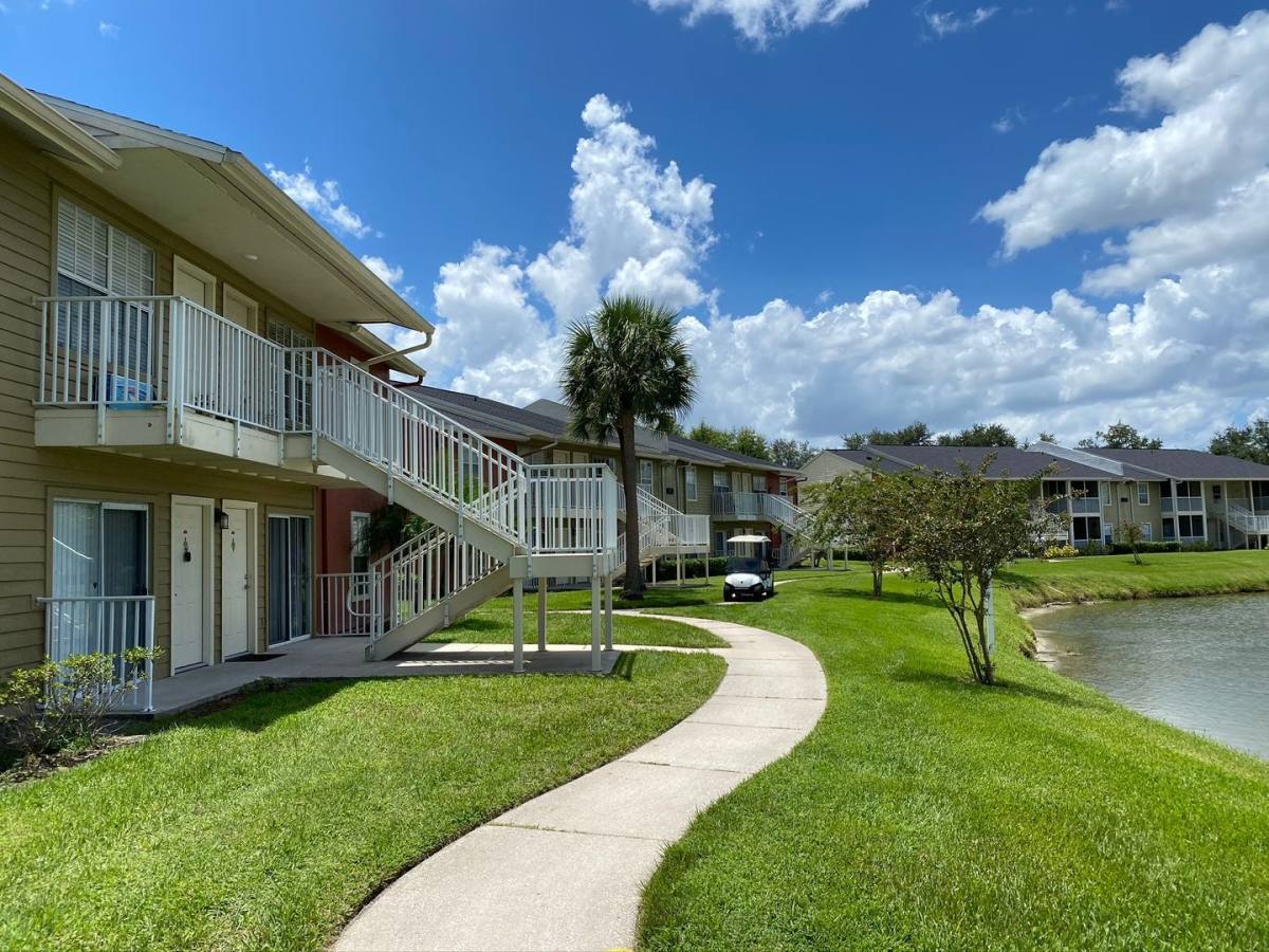 Condo for rent at 302 Lake Parsons Green, Brandon, FL 33511