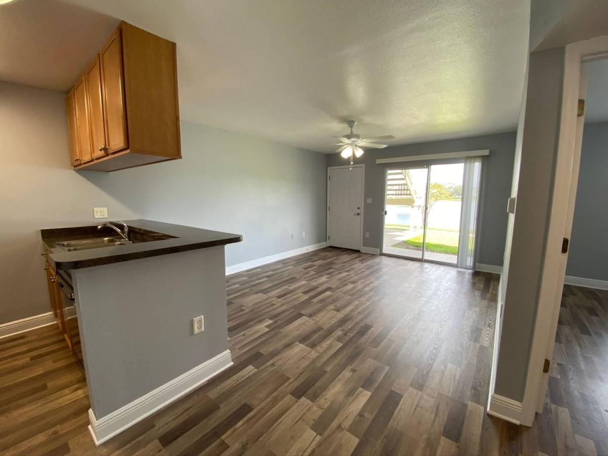 Condo for rent at 302 Lake Parsons Green, Brandon, FL 33511