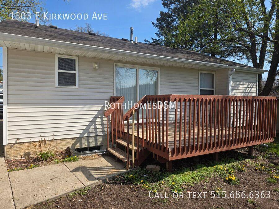 House for rent at 1303 E Kirkwood Ave, Des Moines, IA 50315