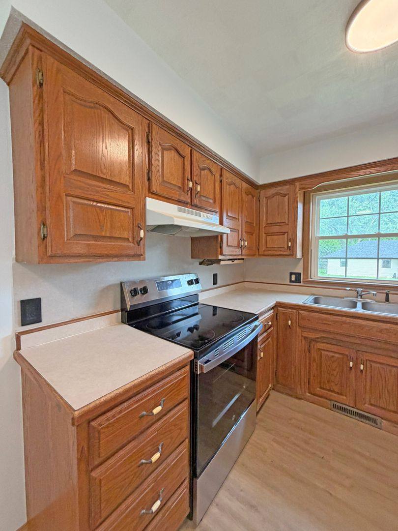 Apartment for rent at 309 311 S Market St, Nixa, MO 65714