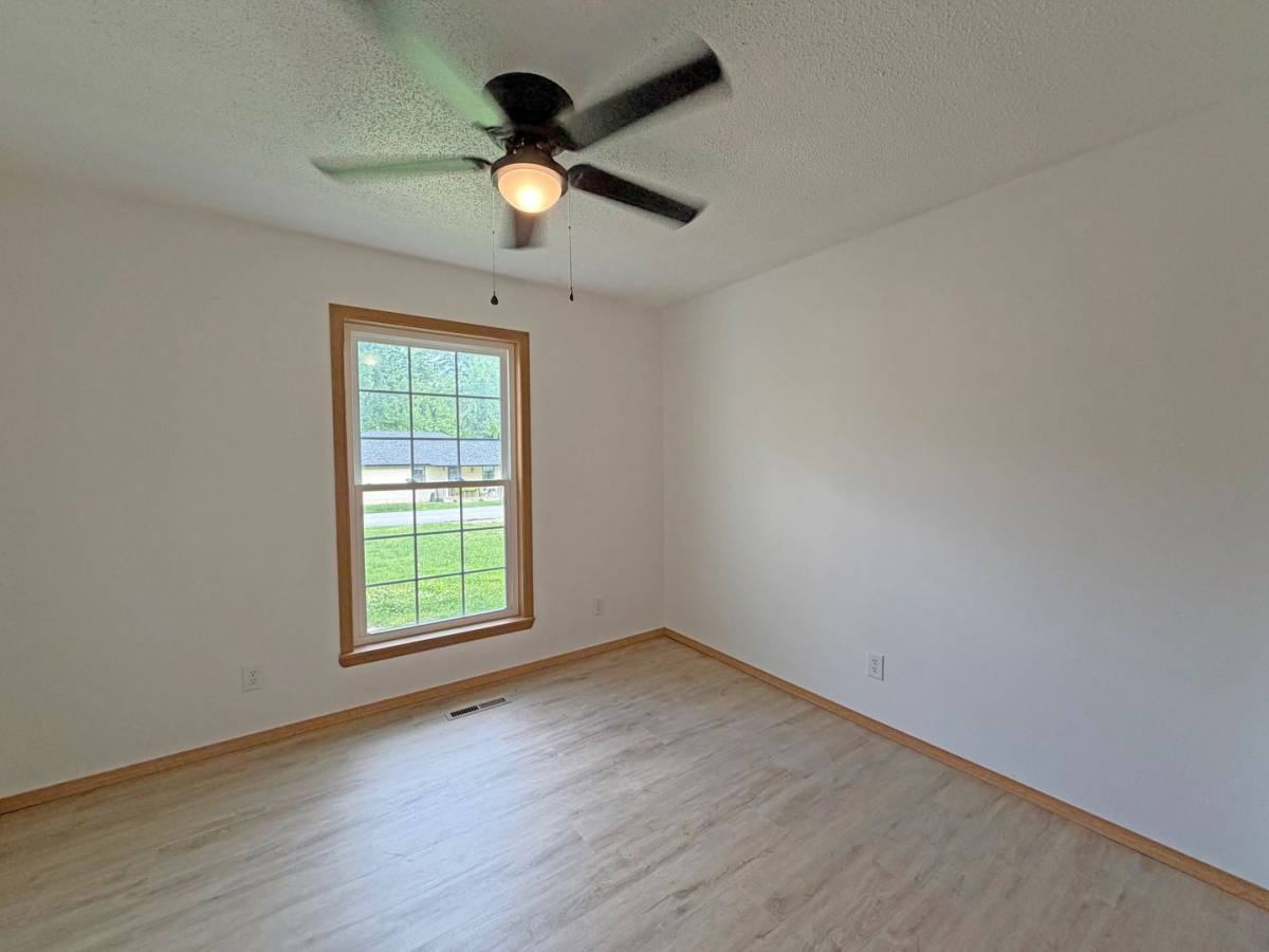 Apartment for rent at 309 311 S Market St, Nixa, MO 65714