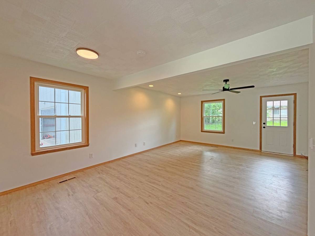 Apartment for rent at 309 311 S Market St, Nixa, MO 65714
