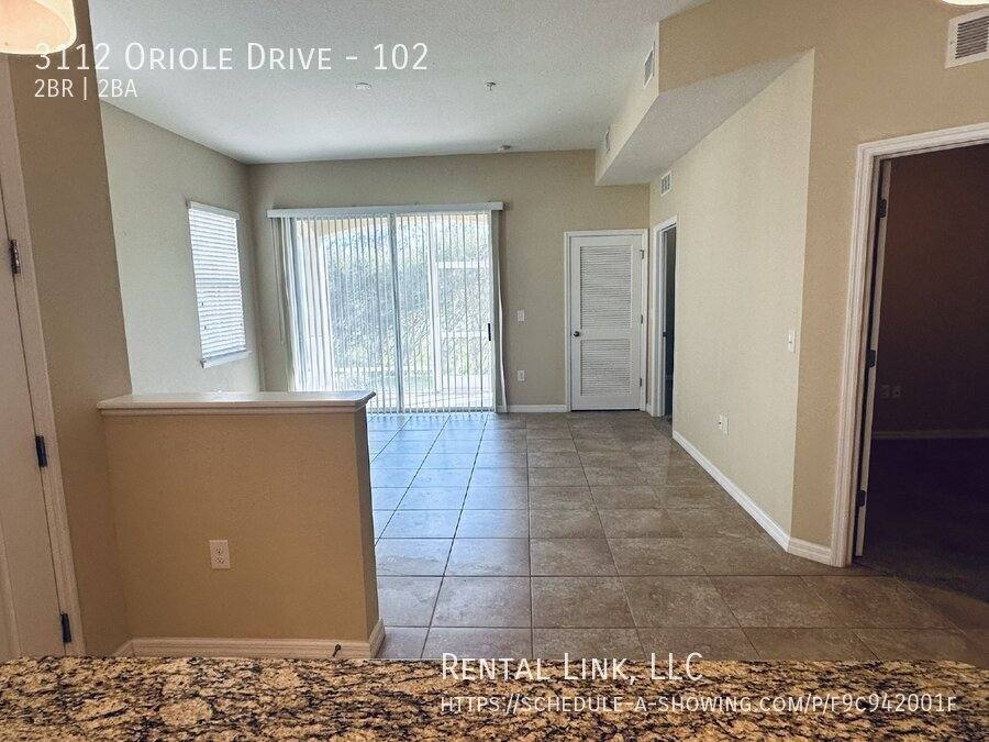 Townhouse for rent at 3112 Oriole Dr #102, Sarasota, FL 34243