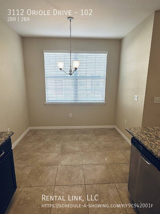 Townhouse for rent at 3112 Oriole Dr #102, Sarasota, FL 34243