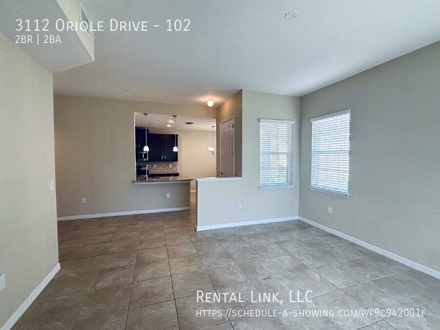 Townhouse for rent at 3112 Oriole Dr #102, Sarasota, FL 34243