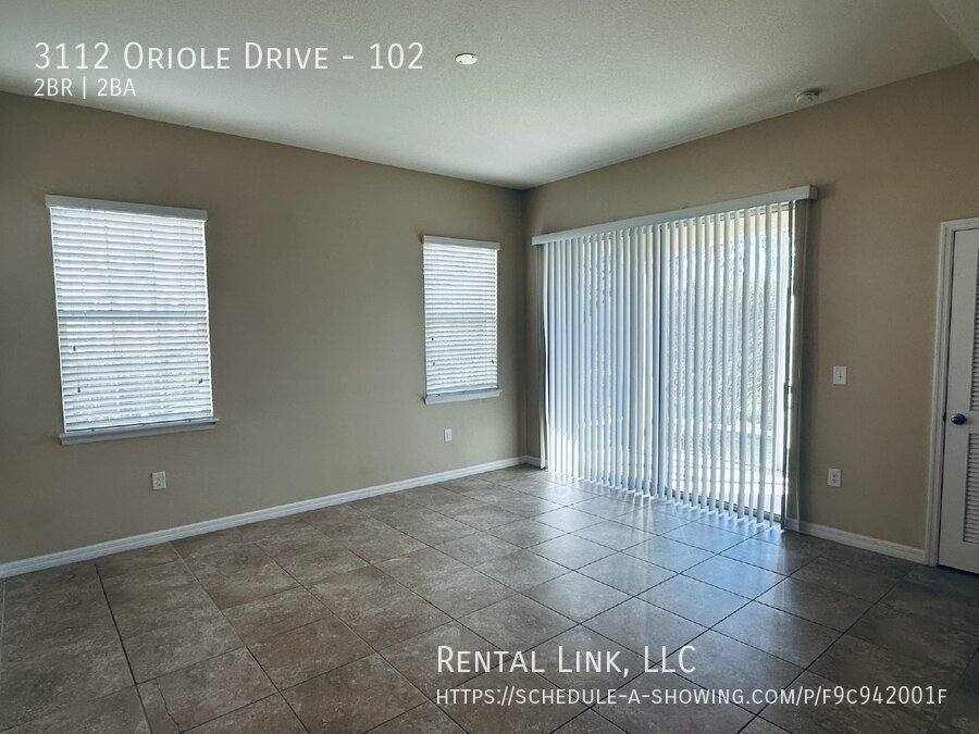Townhouse for rent at 3112 Oriole Dr #102, Sarasota, FL 34243