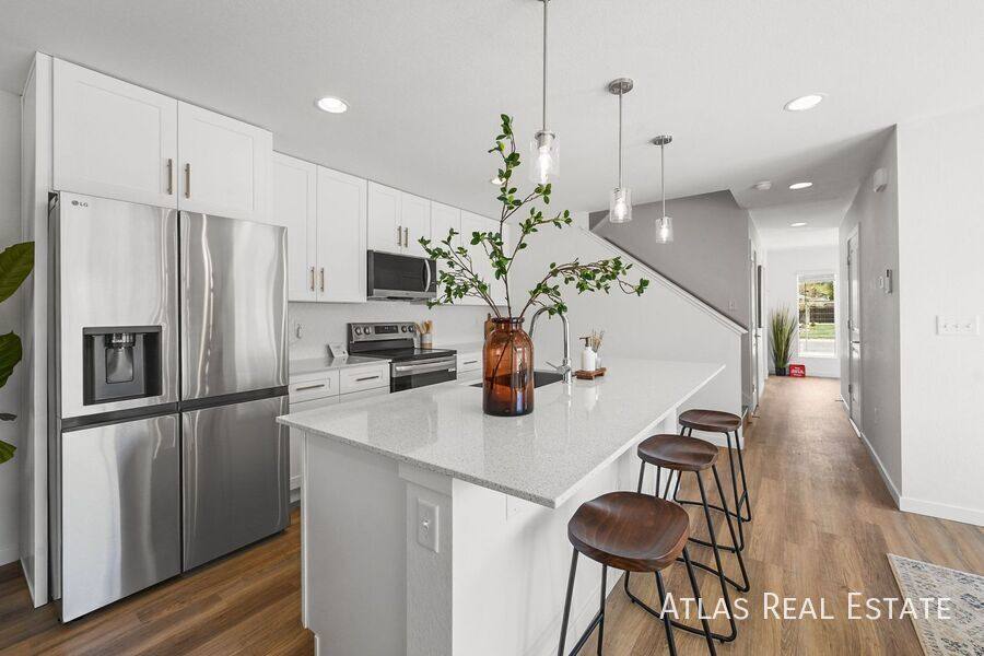 Townhouse for rent at 1315 N Alton St, Aurora, CO 80010