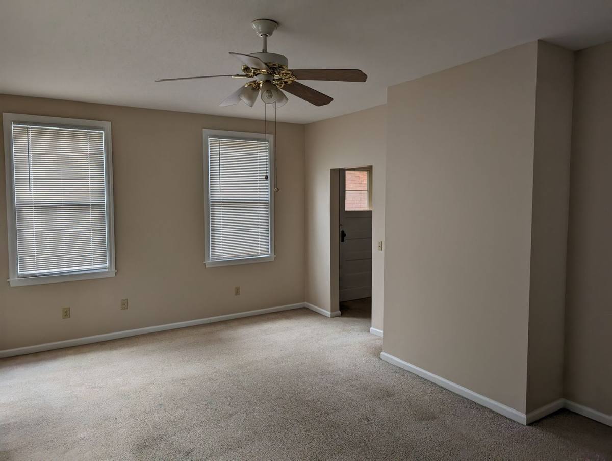 Apartment for rent at 514 Dawson Ave, Pittsburgh, PA 15202