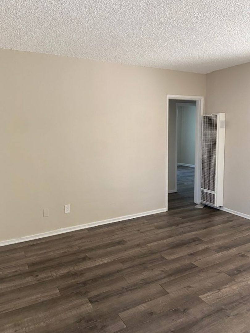 Apartment for rent at 3904 Gibraltar Ave, Los Angeles, CA 90008