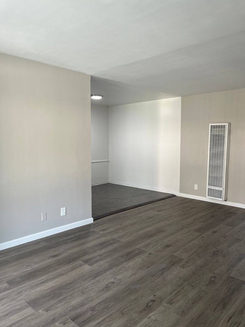 Apartment for rent at 3904 Gibraltar Ave, Los Angeles, CA 90008