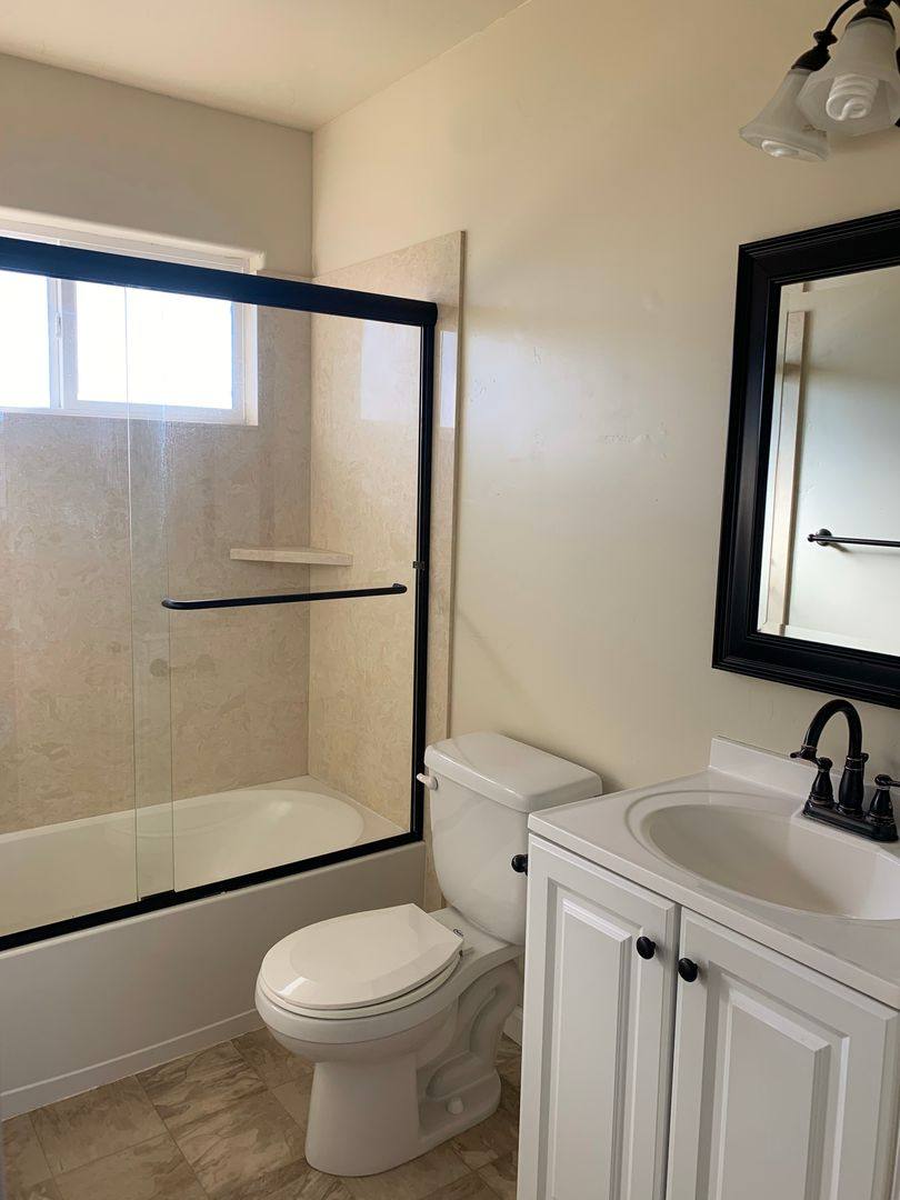 Apartment for rent at 350 Nash Rd, Hollister, CA 95023