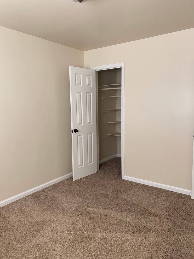 Apartment for rent at 350 Nash Rd, Hollister, CA 95023