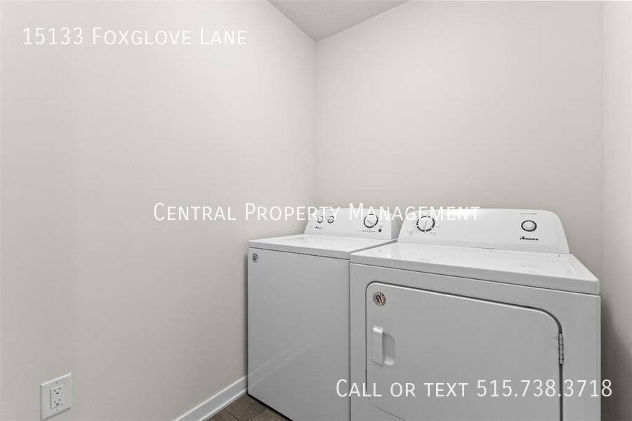 House for rent at 15133 Foxglove Lane, Urbandale, IA 50323