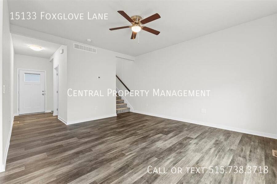House for rent at 15133 Foxglove Lane, Urbandale, IA 50323