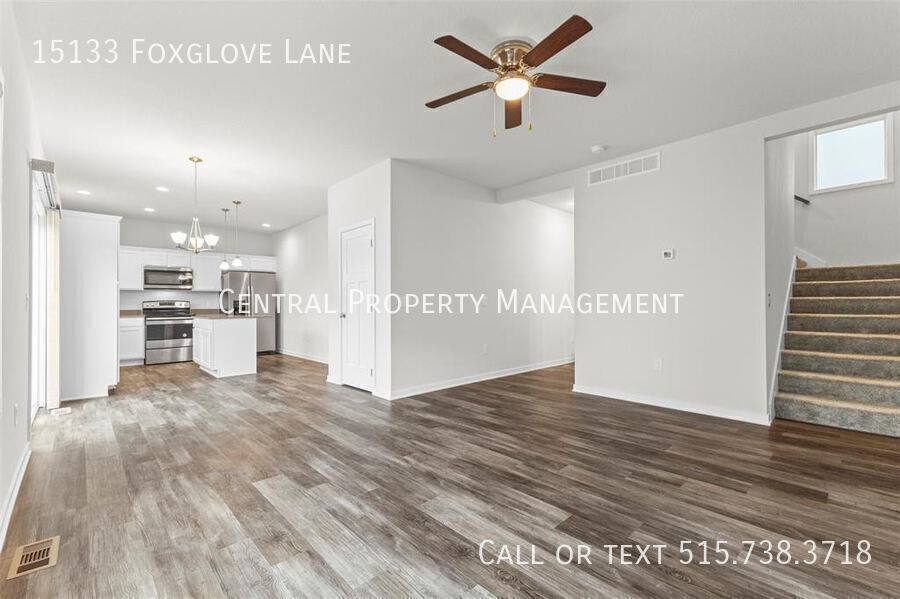 House for rent at 15133 Foxglove Lane, Urbandale, IA 50323