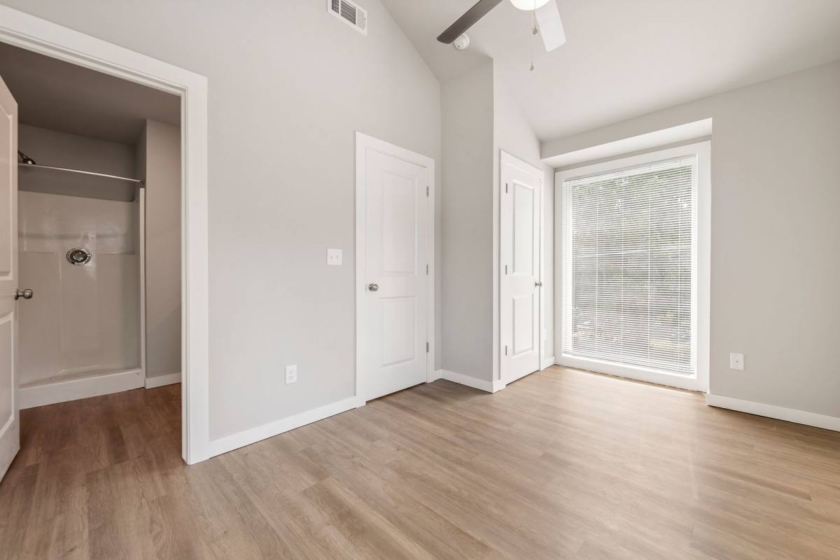 Townhouse for rent at 1348 W Ave, Fayetteville, AR 72701
