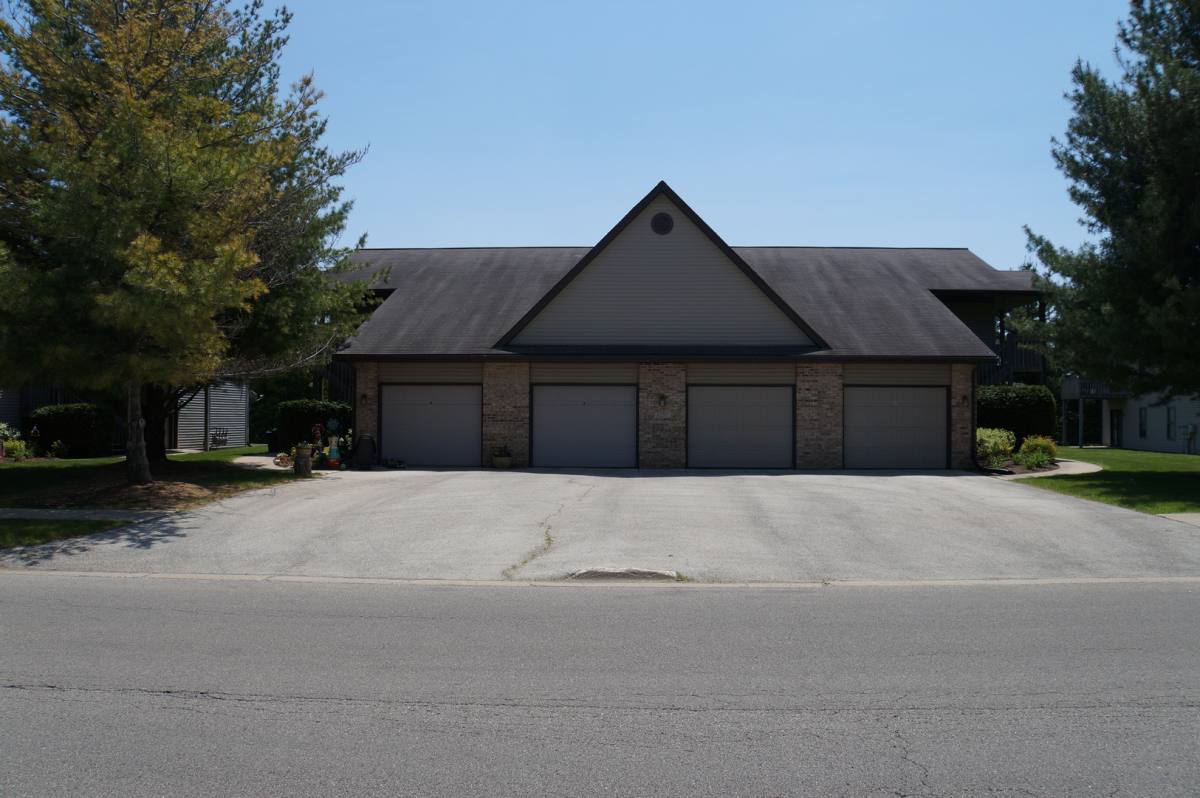 Apartment for rent at 6315 Garrett Lane, Rockford, IL 61107