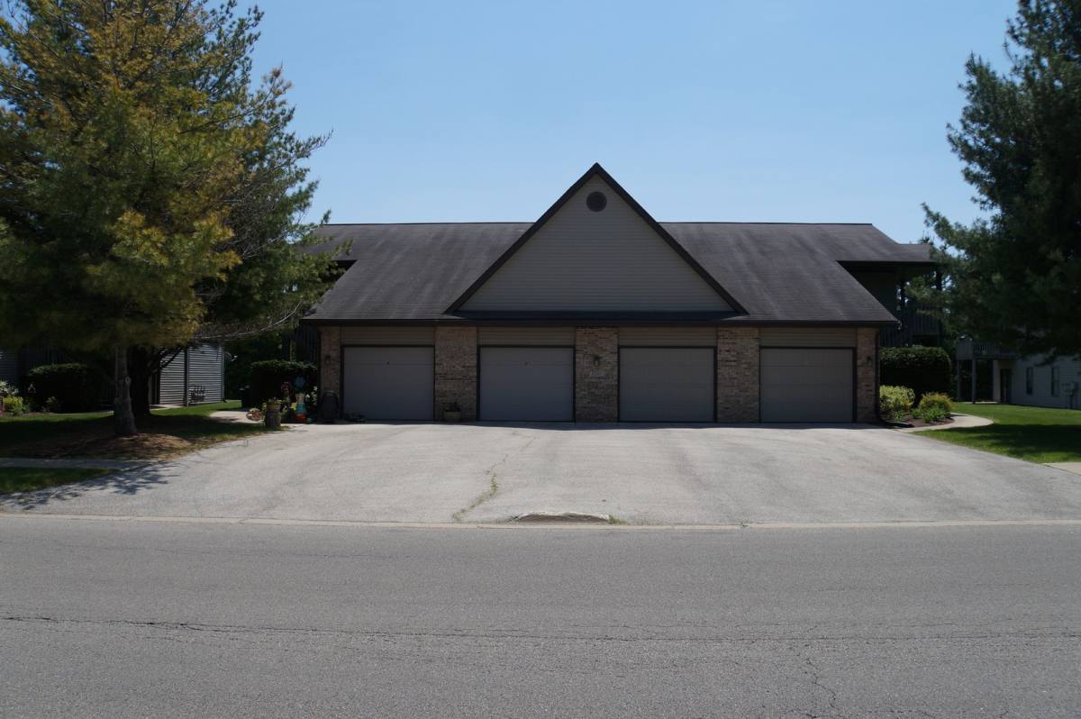 Apartment for rent at 6297 Garrett Lane, Rockford, IL 61107