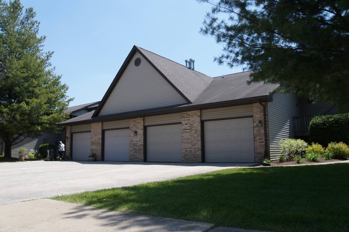 Apartment for rent at 6297 Garrett Lane, Rockford, IL 61107