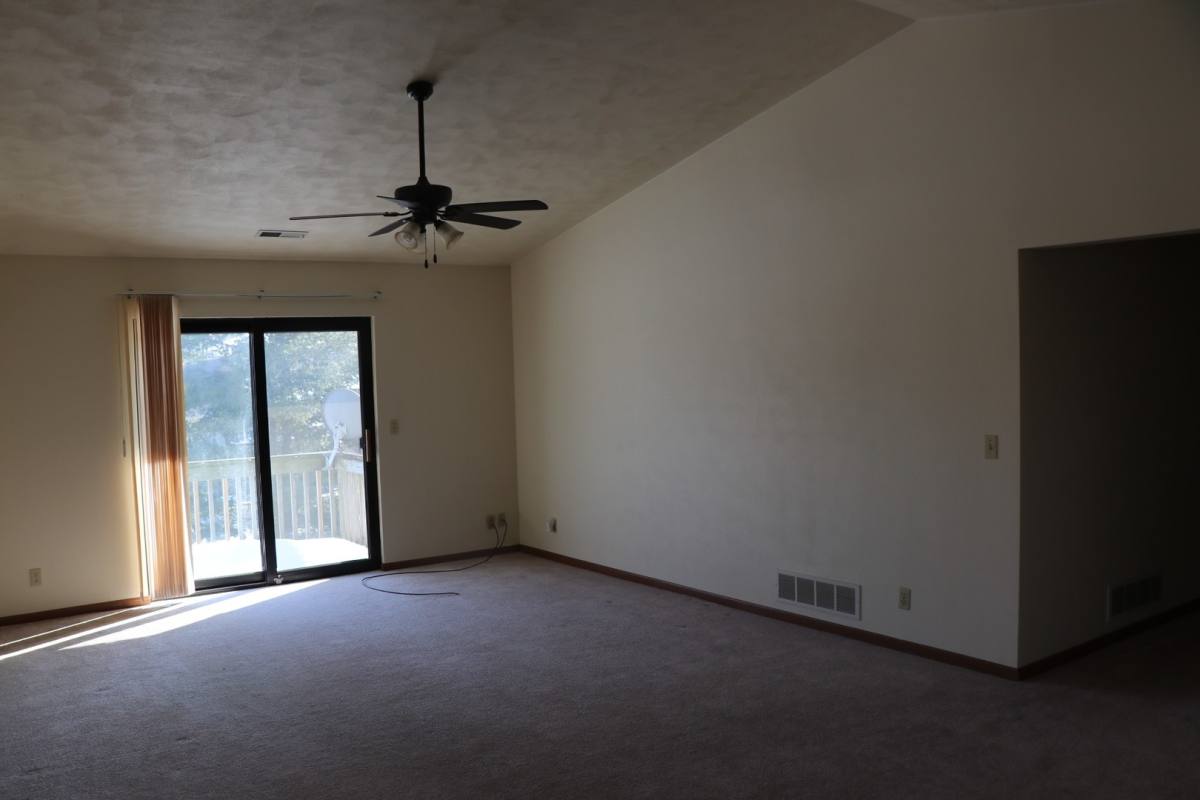 Apartment for rent at 6297 Garrett Lane, Rockford, IL 61107
