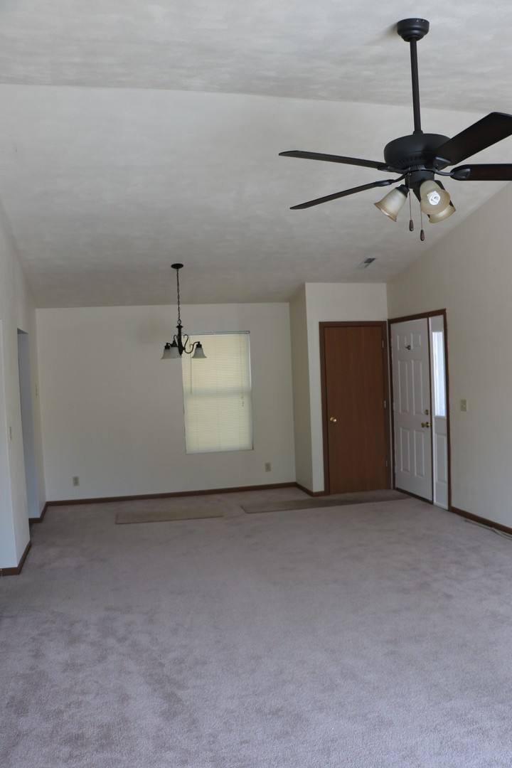 Apartment for rent at 6297 Garrett Lane, Rockford, IL 61107