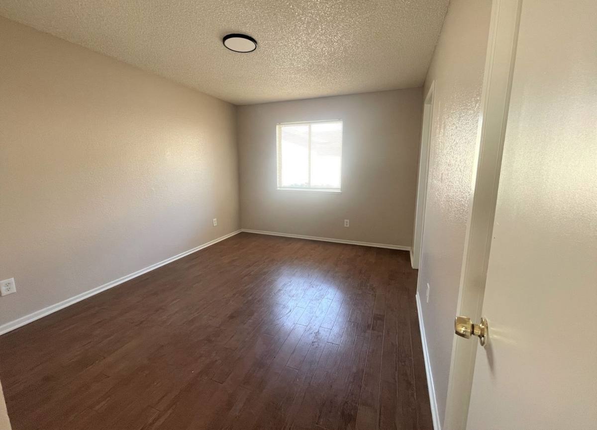 Apartment for rent at 8712 California City Blvd, California City, CA 93505