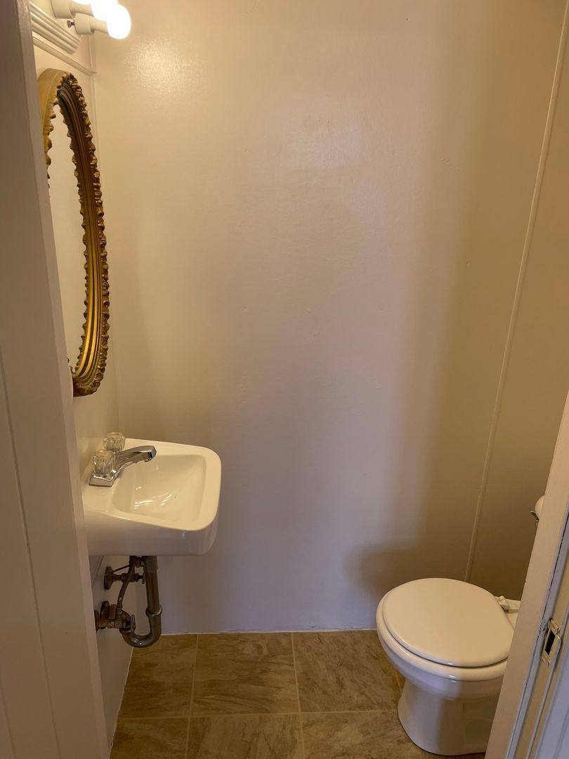 Apartment for rent at 47 W Main St, Mascoutah, IL 62258