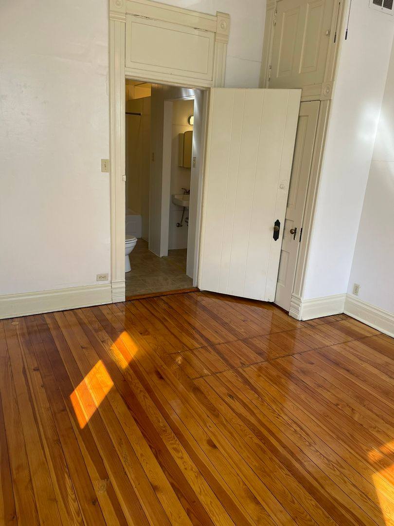 Apartment for rent at 47 W Main St, Mascoutah, IL 62258