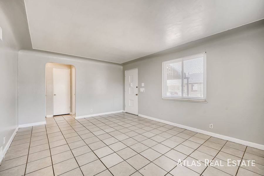Apartment for rent at 1395 Lansing St, Aurora, CO 80010