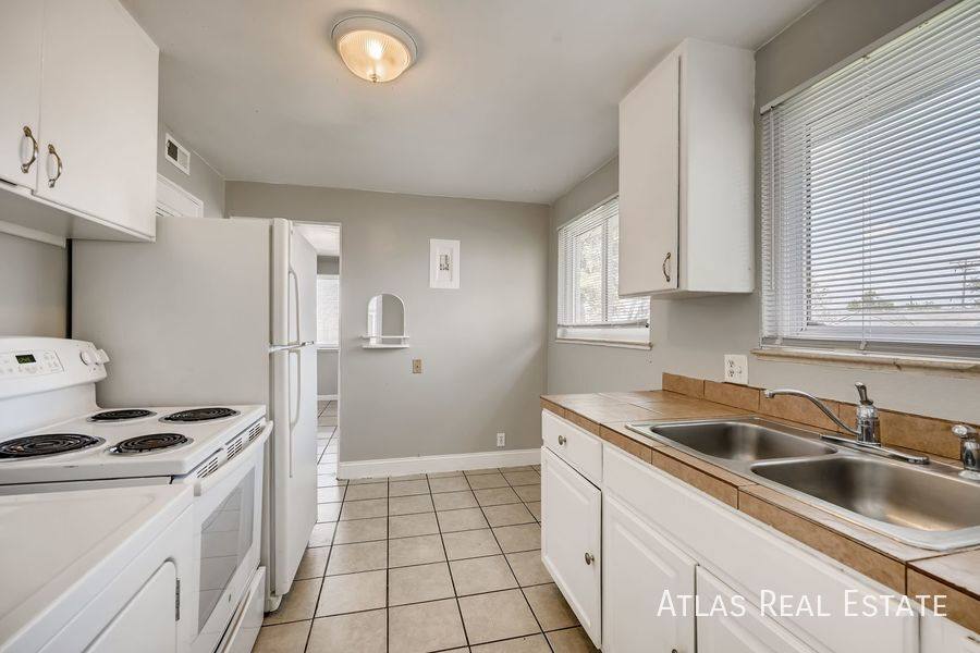 Apartment for rent at 1395 Lansing St, Aurora, CO 80010