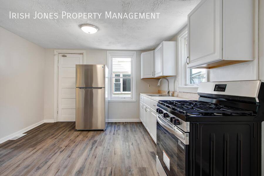 Apartment for rent at 935 Niagara St #1-FRONT Floor, Buffalo, NY 14213