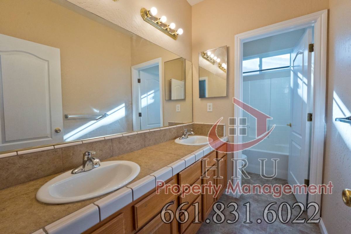 House for rent at 10907 Delicato Court, Bakersfield, CA 93312
