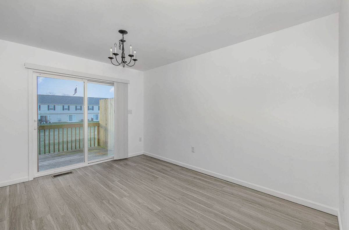 Townhouse for rent at 425 Eisenhower Dr, Carlisle, PA 17013