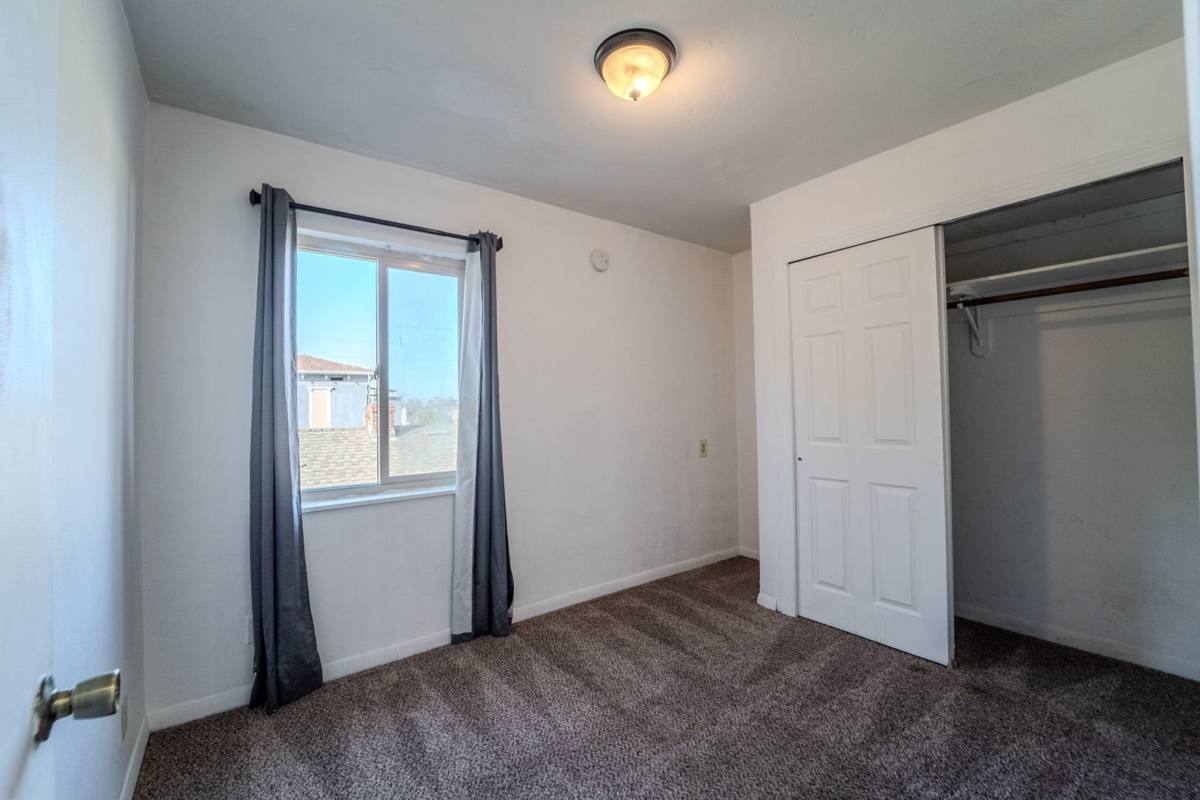 Apartment for rent at 806 H St, Marysville, CA 95901