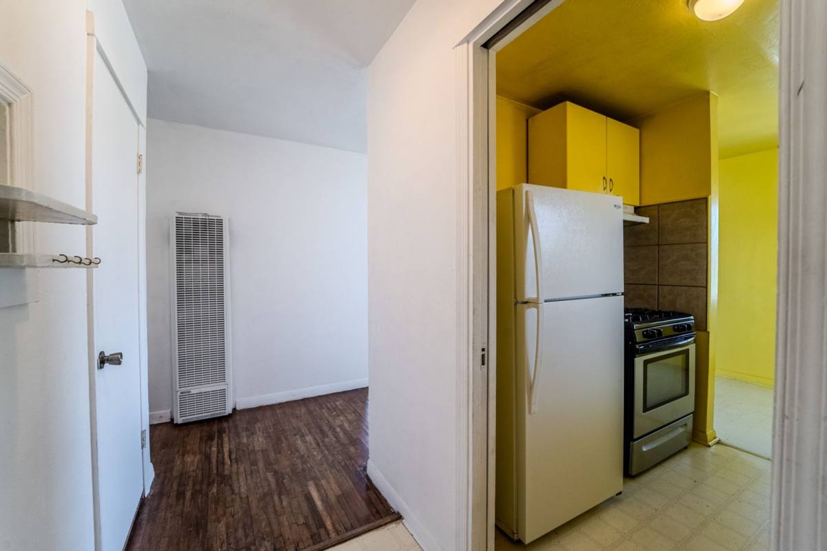 Apartment for rent at 806 H St, Marysville, CA 95901