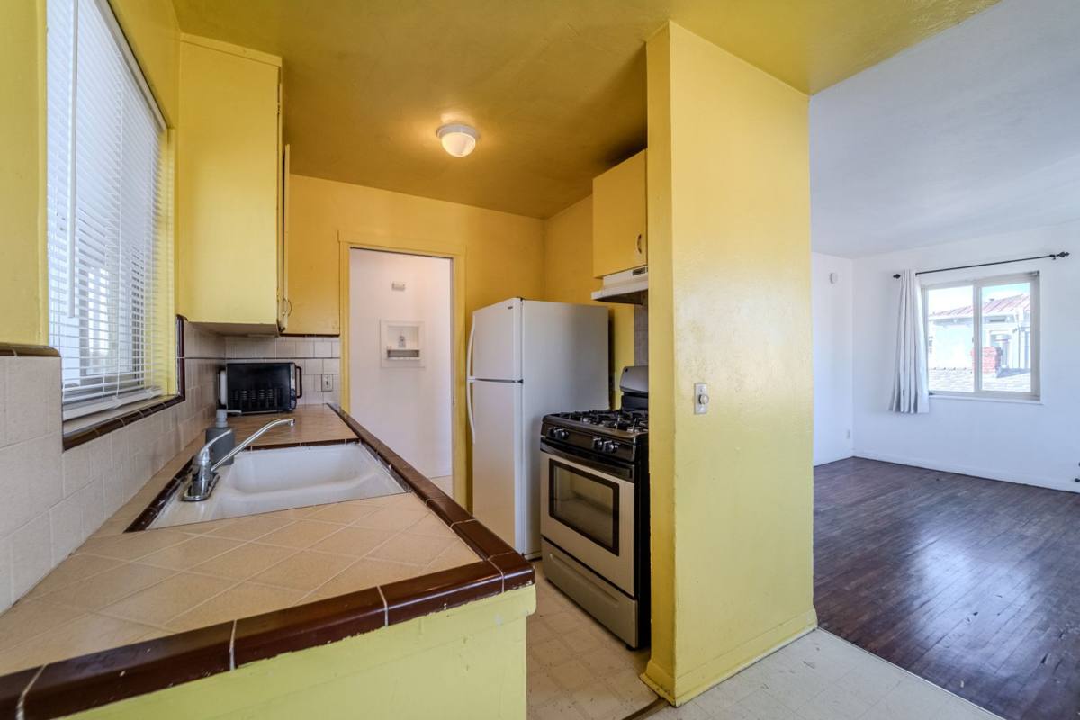 Apartment for rent at 806 H St, Marysville, CA 95901