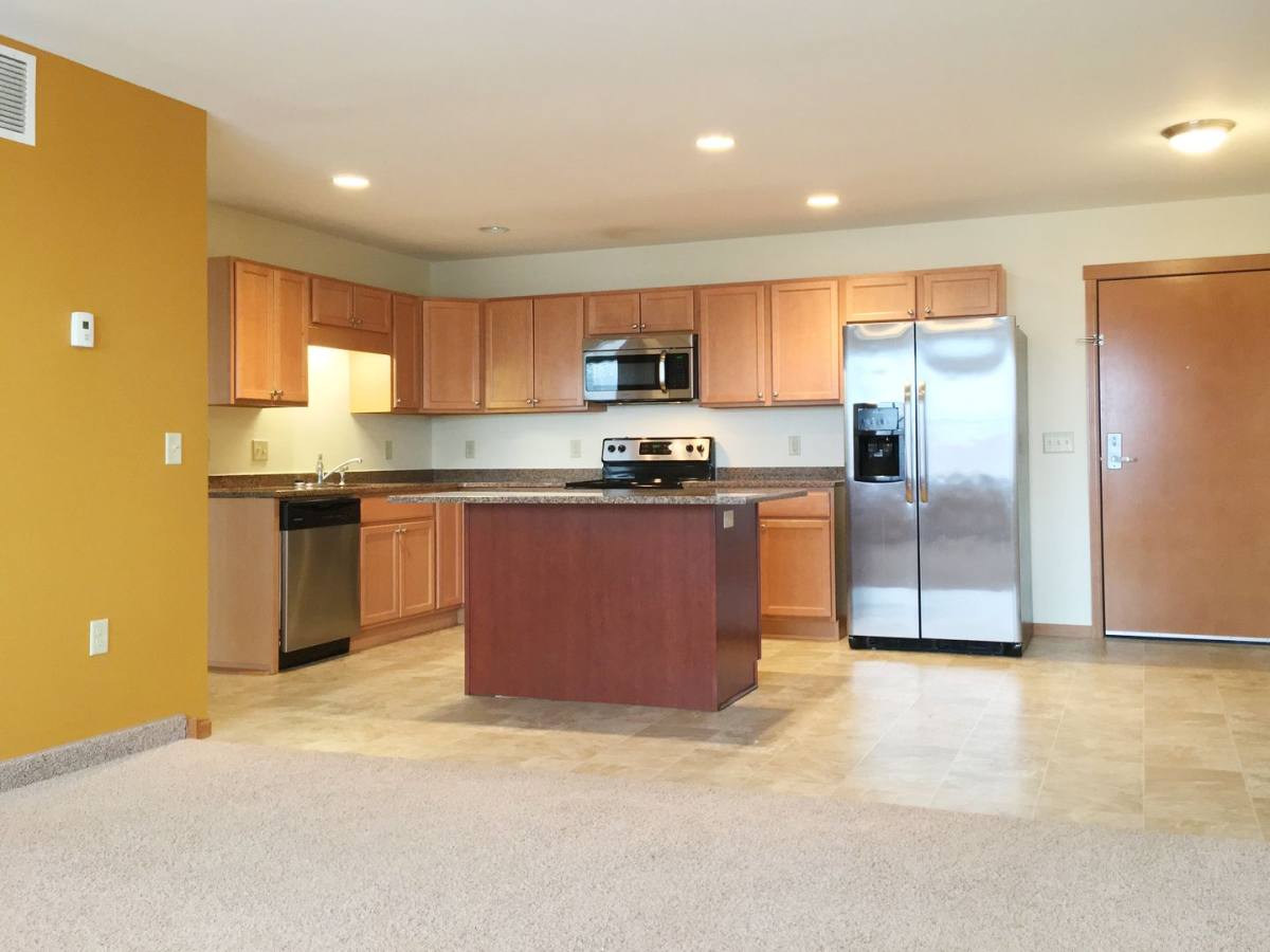 Apartment for rent at 1100 N Broadway, Minot, ND 58703